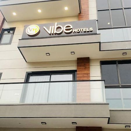 Vibe Hotel 노이다 외부 사진
