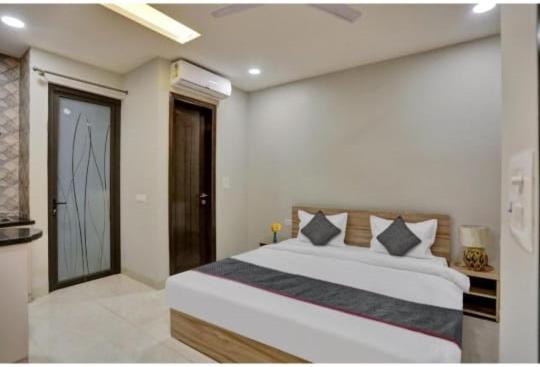 Vibe Hotel 노이다 외부 사진